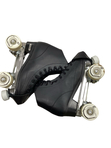 Used RollerDerby 600 Senior Roller Quad Skates Black Senior 8 11613-S000163400