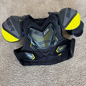 Medium Intermediate Bauer Supreme Ultrasonic Shoulder Pads (Used)