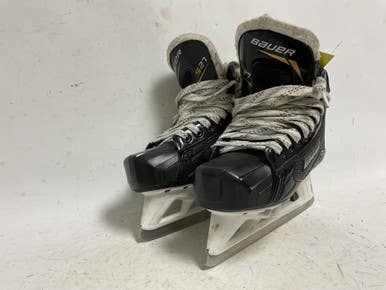 Used Bauer SUPREME S27 Junior Goalie Skate Junior 02.5 11855-S000187424