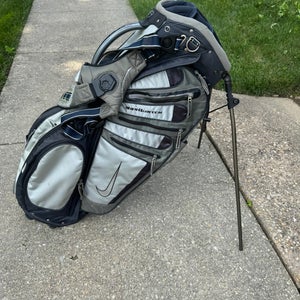Nike Sasquatch SQ 14-Way Divider Golf Stand Bag