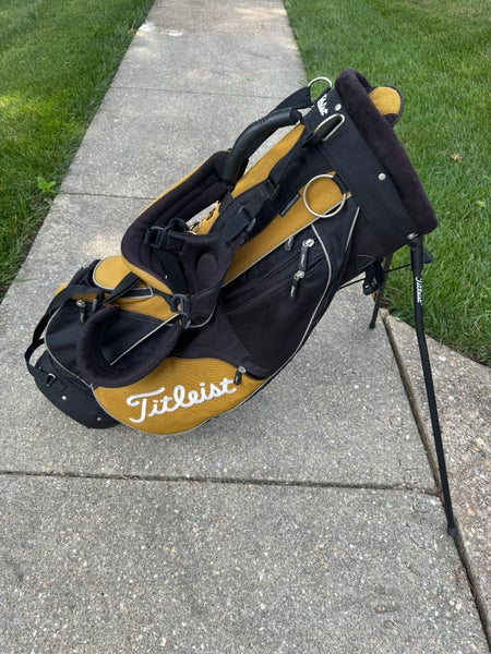 Titleist Stand 5 Way Golf Bag Used