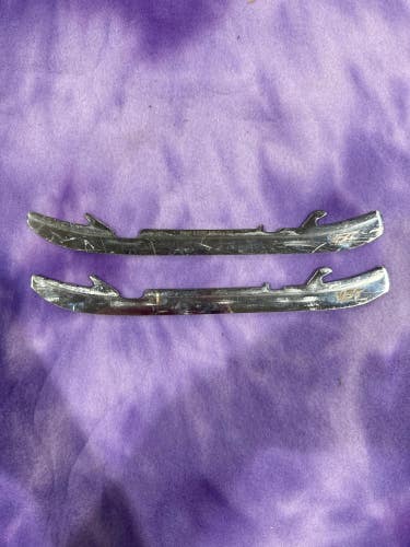 BladeTech 212 Steel Blades (Used)