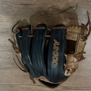 Wilson 11.5 a 2000 infielders pro stock glove