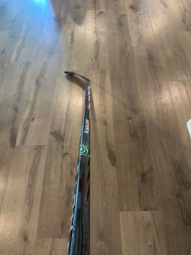 Senior Bauer Proto-R Right Handed Hockey Stick P28 (New)