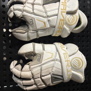 Maverick m5 goalie gloves