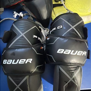 Bauer Pro Senior Knee Guards (used)