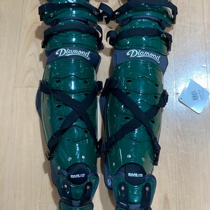 NEW Senior Diamond iX5 Catcher's Leg Guards 17.5"