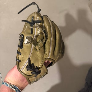 2024 Rawlings RH Heart of the Hide Baseball Glove 11.75" (Used)