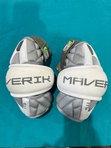Medium Adult Maverik MX Arm Pads (Used)
