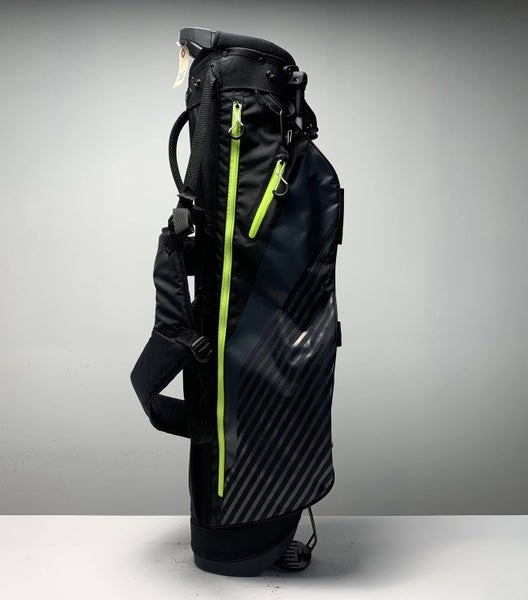 Club Champ Pitch & Putt Sunday Stand Bag Black 4-Way Divide Dual Strap Golf Bag