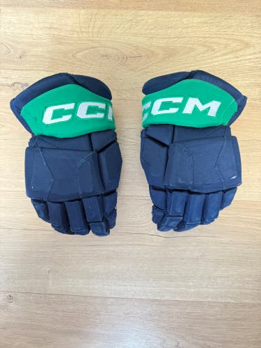 CCM HGJSCHLPP Gloves 15" Pro Stock (Used) #1046