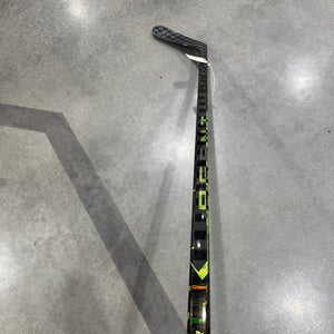 Senior Bauer Ag5nt Hockey Stick Left Hand P92 Pro Stock (Used)