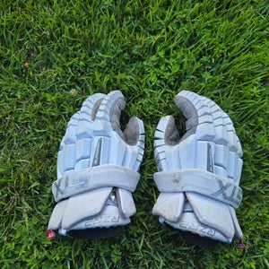 STX Surgeon RZR2 Lacrosse Gloves Medium (Used)