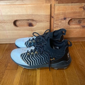 Size 11 Under Armour Men's Harper 9 Pro Metal Baseball Cleats