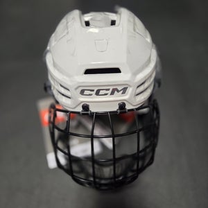 Senior Small CCM Tacks 920 Helmet Combo Brand New