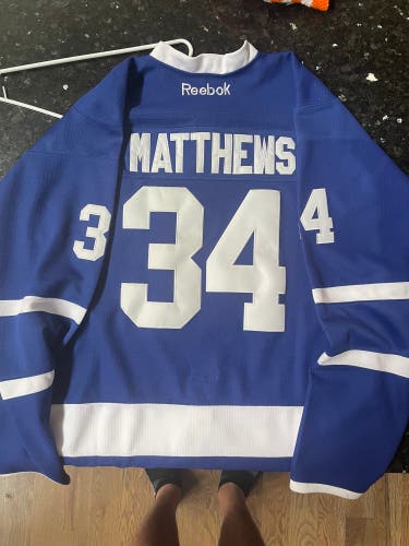 Auston Matthews Rookie Year Jersey