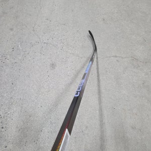 New Junior CCM Jetspeed FT8 Pro Right Handed Hockey Stick P28 50 Flex
