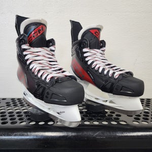 CCM Jetspeed FT680 Senior Hockey Skates (New)
