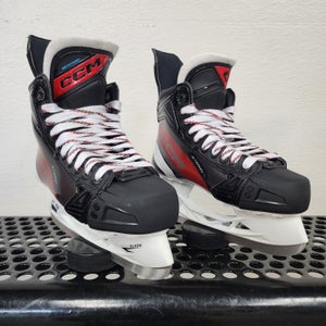 CCM Jetspeed FT680 Intermediate Hockey Skates (New)