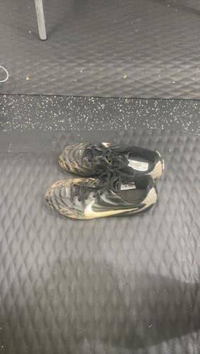 Used Nike Soccer Cleats Black Junior 02.5 11849-S000029260