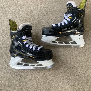 Bauer Supreme M5 Pro Hockey Skates Regular Width 13 (Used)