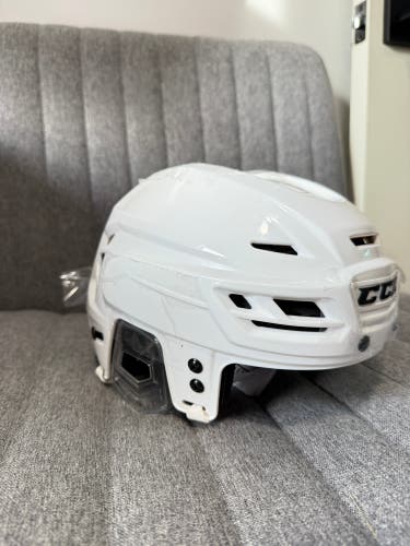CCM Tacks 710 Large White #1049
