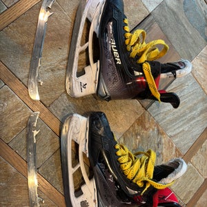 Bauer Vapor 5x pro Hockey Skates Regular Width Size 3.5 (Used)