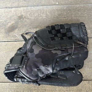 Adidas Eazy Close TS1150DCB 11.5" RHT Baseball Glove Black Camo Leather Youth