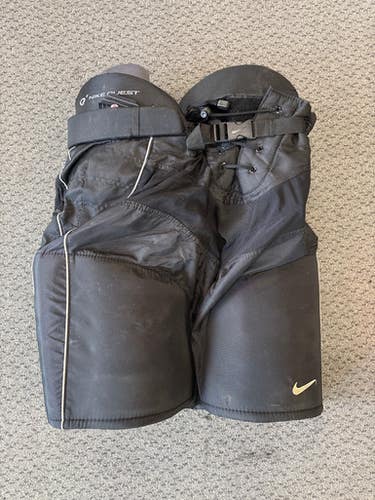 Used Nike QUEST WOMENS Senior Pant None LG 11858-S000077099