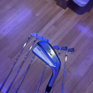 Men's 2023 Titleist T100 Right Handed Iron Set Stiff Flex  Steel Shaft (Used)