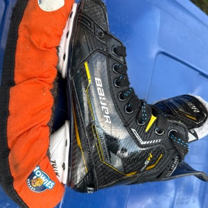 Bauer Supreme M5 Pro Hockey Skates Size 3 (Used)