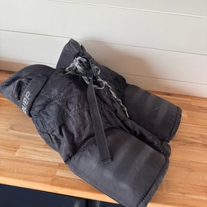 Small Junior Bauer Hockey Pants WITH SHELL (Used)