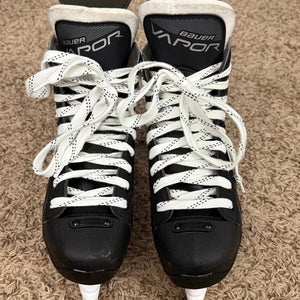 Bauer Vapor VOLT Hockey Skates 9 (Used-Like New)