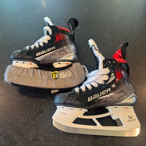 Bauer Vapor 5x pro Hockey Skates Regular Width Size 2 (New)