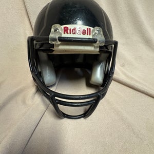 Medium Youth Riddell Helmet (Used)