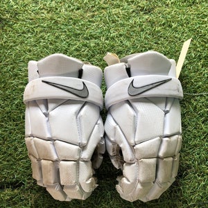 Nike Vapor Lacrosse Gloves Medium (Used)