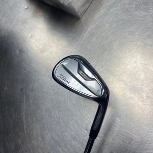 Men's Titleist T200 Right Handed Wedge Regular Flex 43 Degree Steel Shaft (Used)