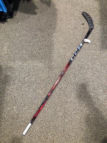 Intermediate CCM Jetspeed FT7 Pro Hockey Stick Right Handed P29 (New)