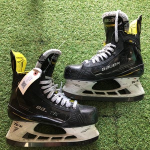 Senior Bauer Supreme M4 Hockey Skates 9 (Used)