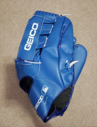 Geico 2024 MLB Homerun Derby Giant Baseball Glove Jumbo Blue Oversized
