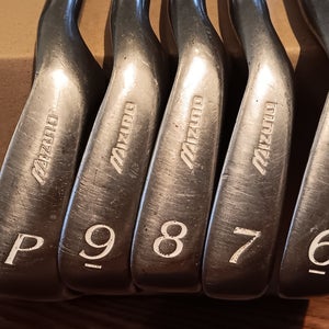 Mizuno Quad Iron Set (5-PW) Graphite Shaft Irons