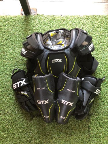 Youth Medium STX Stallion 200+ Starter Set (Used)