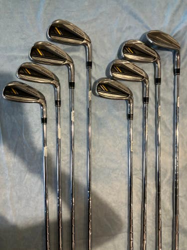 TaylorMade Rbladez Iron Set RH Regular Flex Steel Shaft (Used)