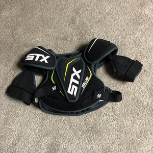 Youth Medium/Large STX Stallion 50 Shoulder Pads (Used)