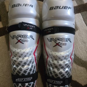 Senior Bauer Vapor X20 13" Shin Pads (Used)