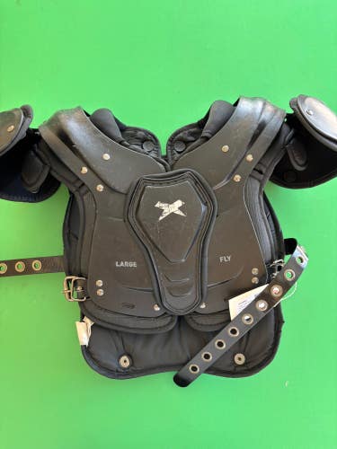 Large Youth Xenith Fly Shoulder Pads w/ Backplate