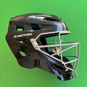 Intermediate Easton Gametime Catcher's Mask 7 1/8 - 7 1/2
