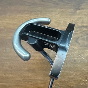 Scotty Cameron Futura Phantom Right Handed Putter 35" (Used)