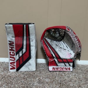 Vaughn VE8 Intermediate Glove And Blocker