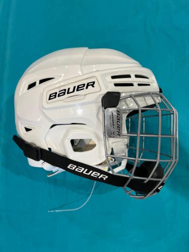 White Youth Bauer Prodigy Helmet (Used)